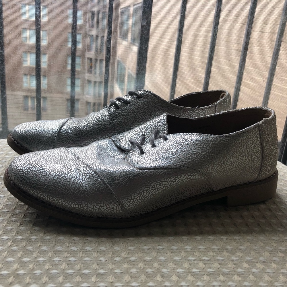 TOMS silver loafers, size 8.5